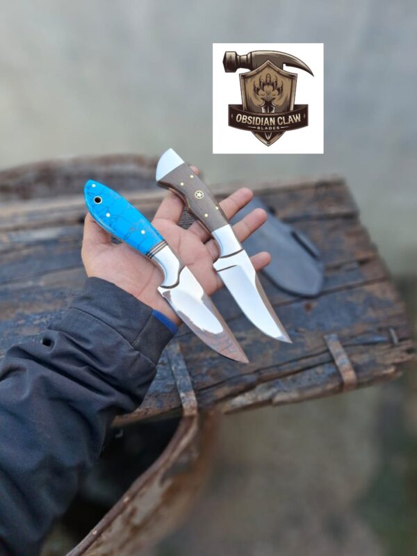 Beautiful  handmade  pair of skinner knives  with leather sheaths - Image 4