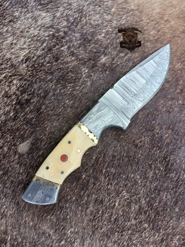 Custome Handmade High carbon Damascus steel Skinner knife Leather Sheath. - Image 4