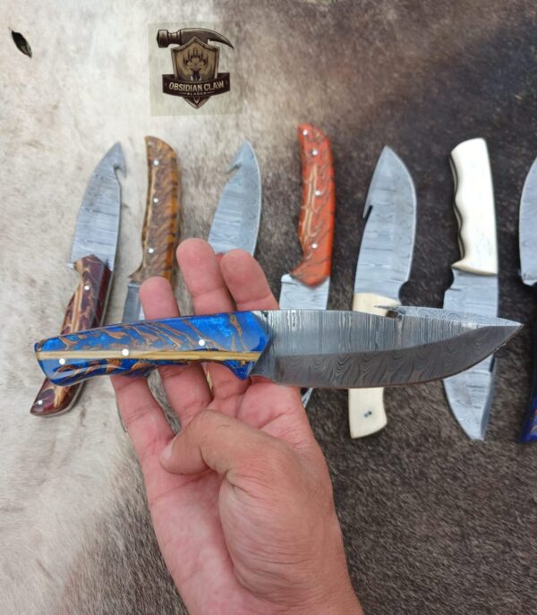 Lot of "9" Unique Custom Handmade Damascus Steel Gut hook Skinner knife / genuine leather sheath. - Image 7
