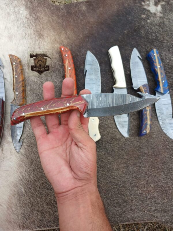 Lot of "9" Unique Custom Handmade Damascus Steel Gut hook Skinner knife / genuine leather sheath. - Image 4