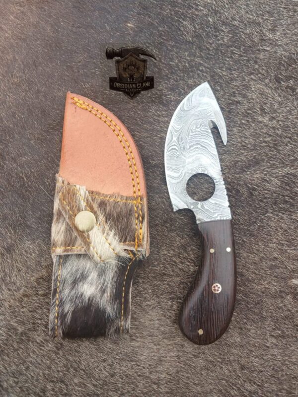 Custome Handmade Damascus Steel gut hook knife / leather sheath. - Image 5