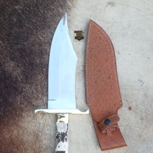 Handmade Hunting Knife with Stag Horn Handle.