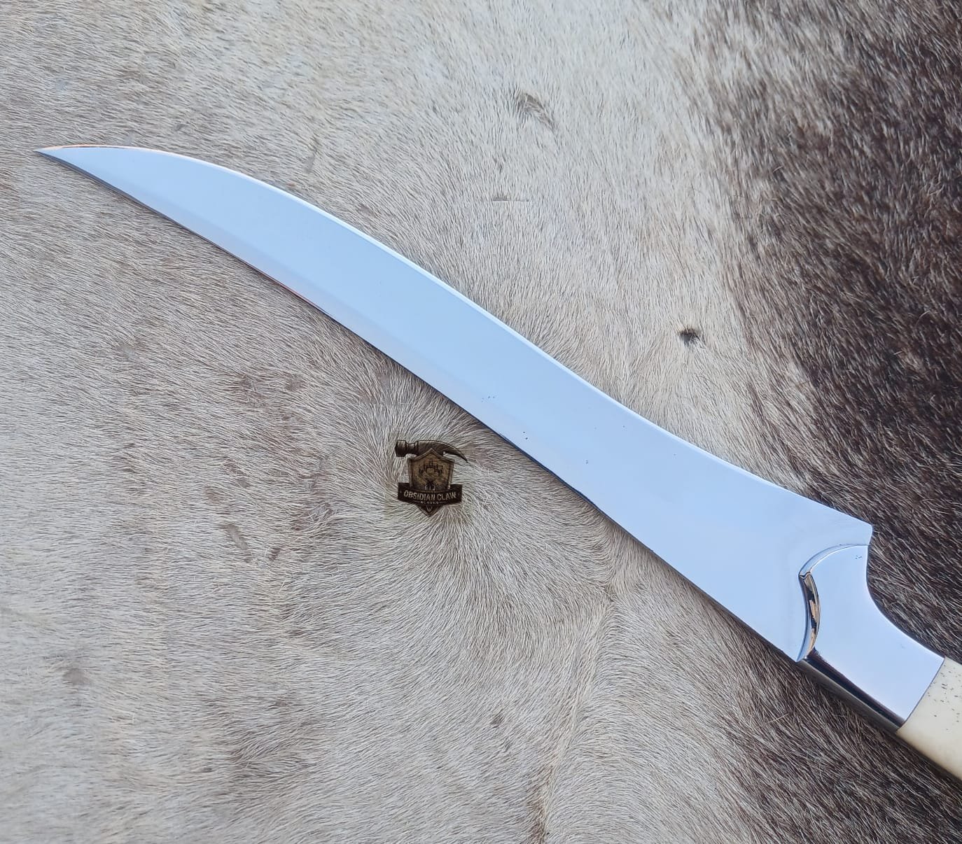 Fishing Fillet knife with leather sheath. - Image 5