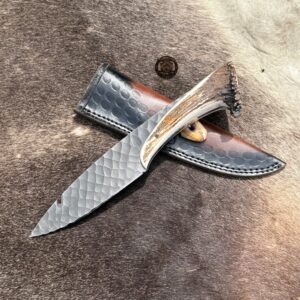 Gut hook Hunting knife with Leather cover.